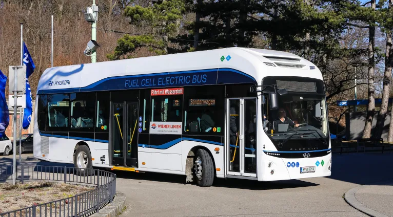 Hyundai ELEC CITY Fuel Cell Truck being used for Austrian public transportation