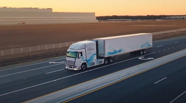 Hyundai XCIENT Fuel Cell Tractor HMGMA Clean Logistics